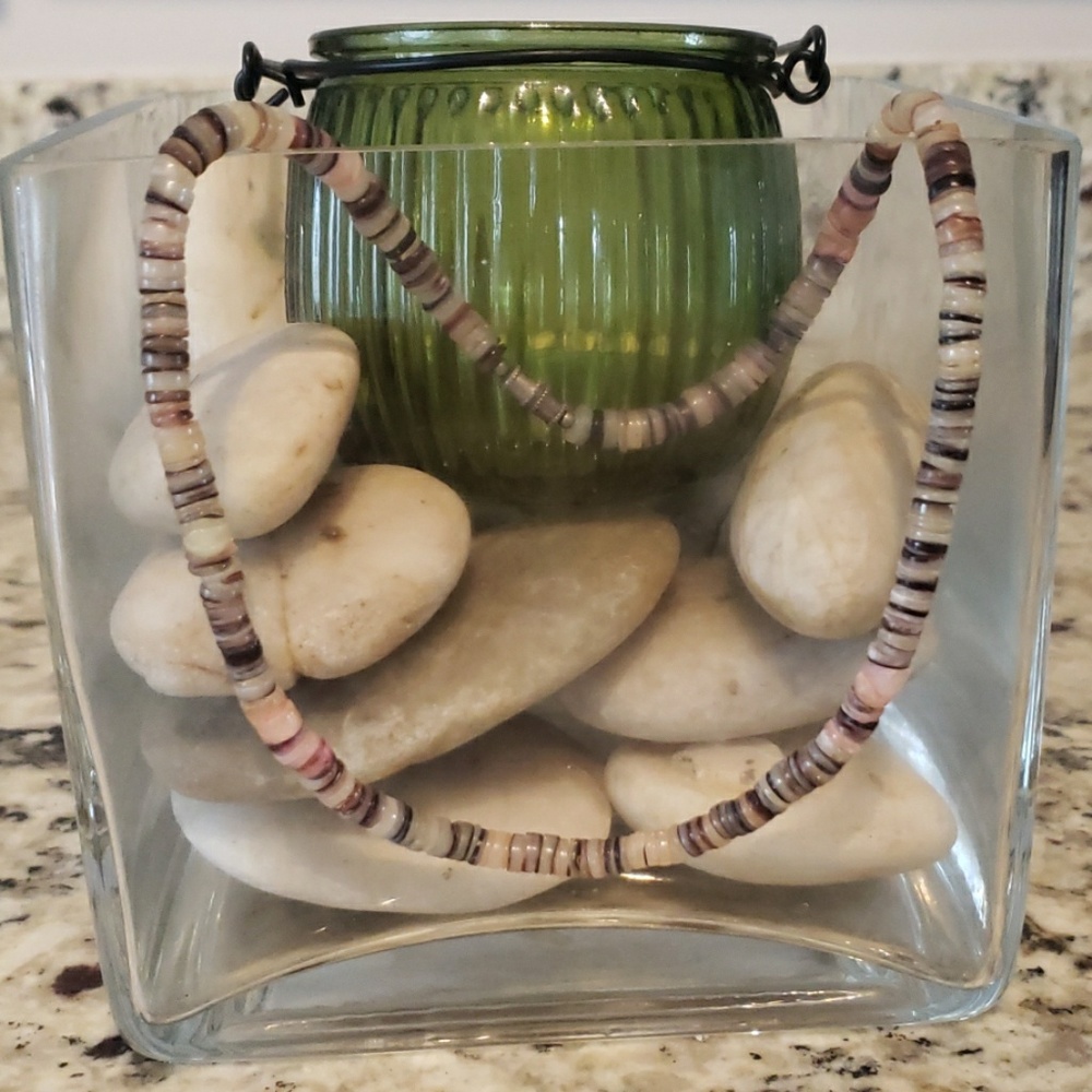 3/$20 Shell Necklace ⚓🥁